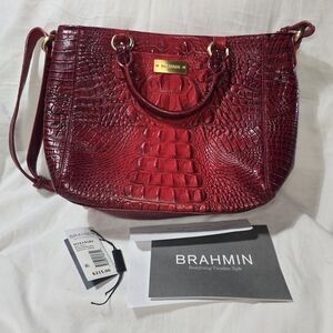 🎄SALE🎄 Brahmin Red Crocodile Embossed Women's Bag